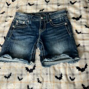 Jean shorts size 25
